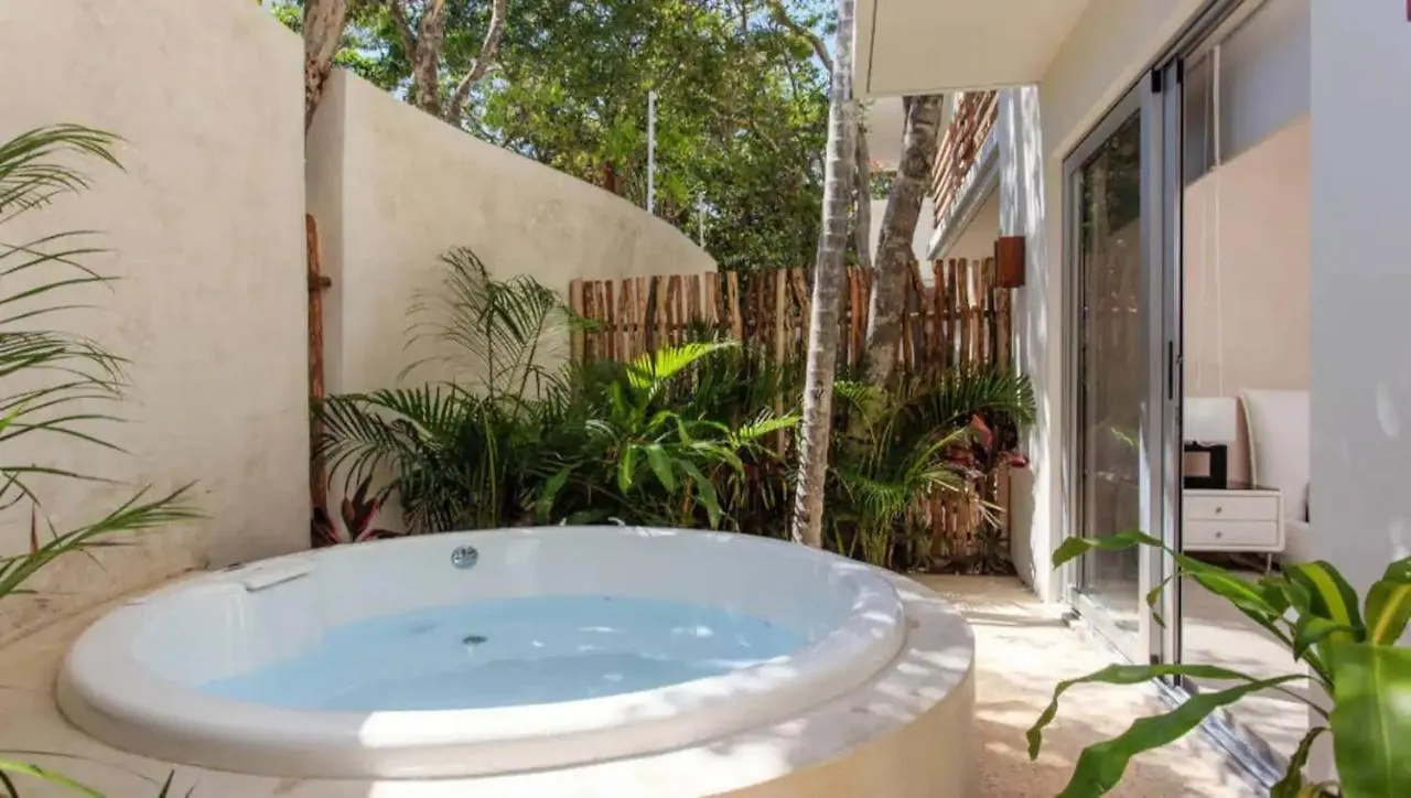 ☆ Location & Comfort ☆ Jacuzzi ☆ Luxury Condo Tulum 0*,